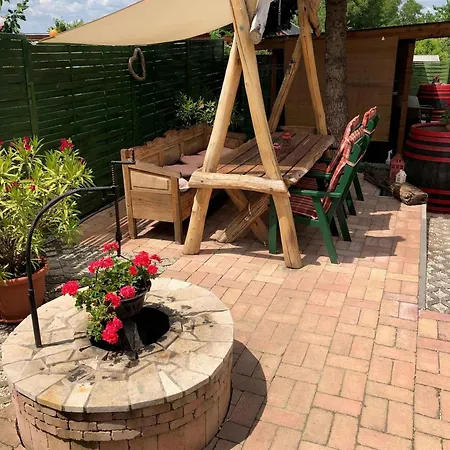 In - Balaton 51780 * Kőröshegy