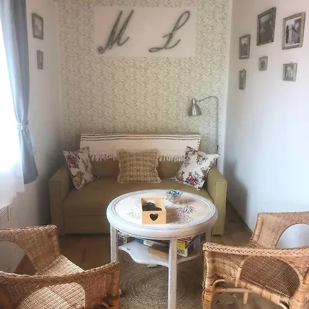 In - Balaton 51780 *