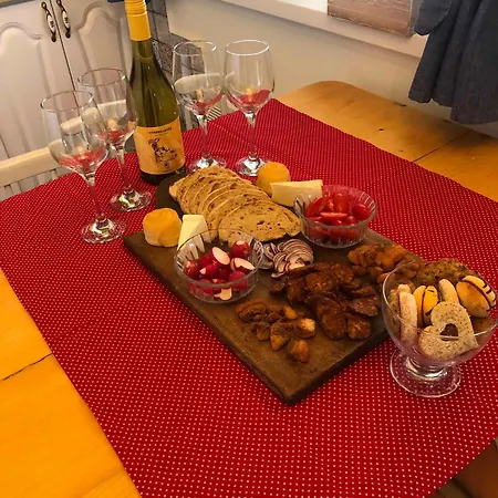 In - Balaton 51780 Kőröshegy